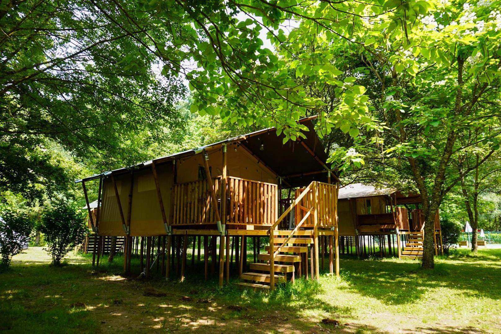 Camping Pittoresque Saint-Parthem Oda fotoğraf