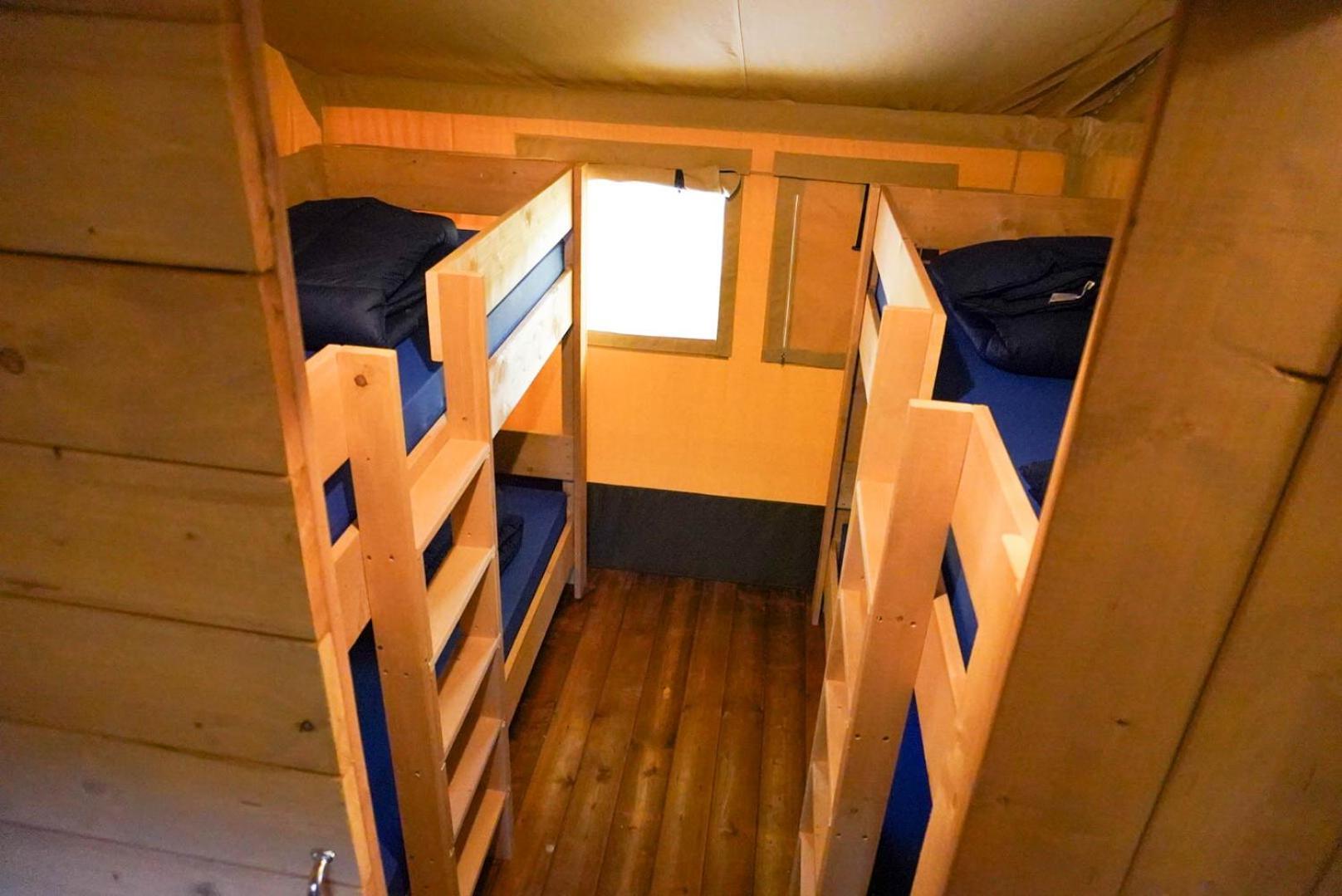 Camping Pittoresque Saint-Parthem Oda fotoğraf