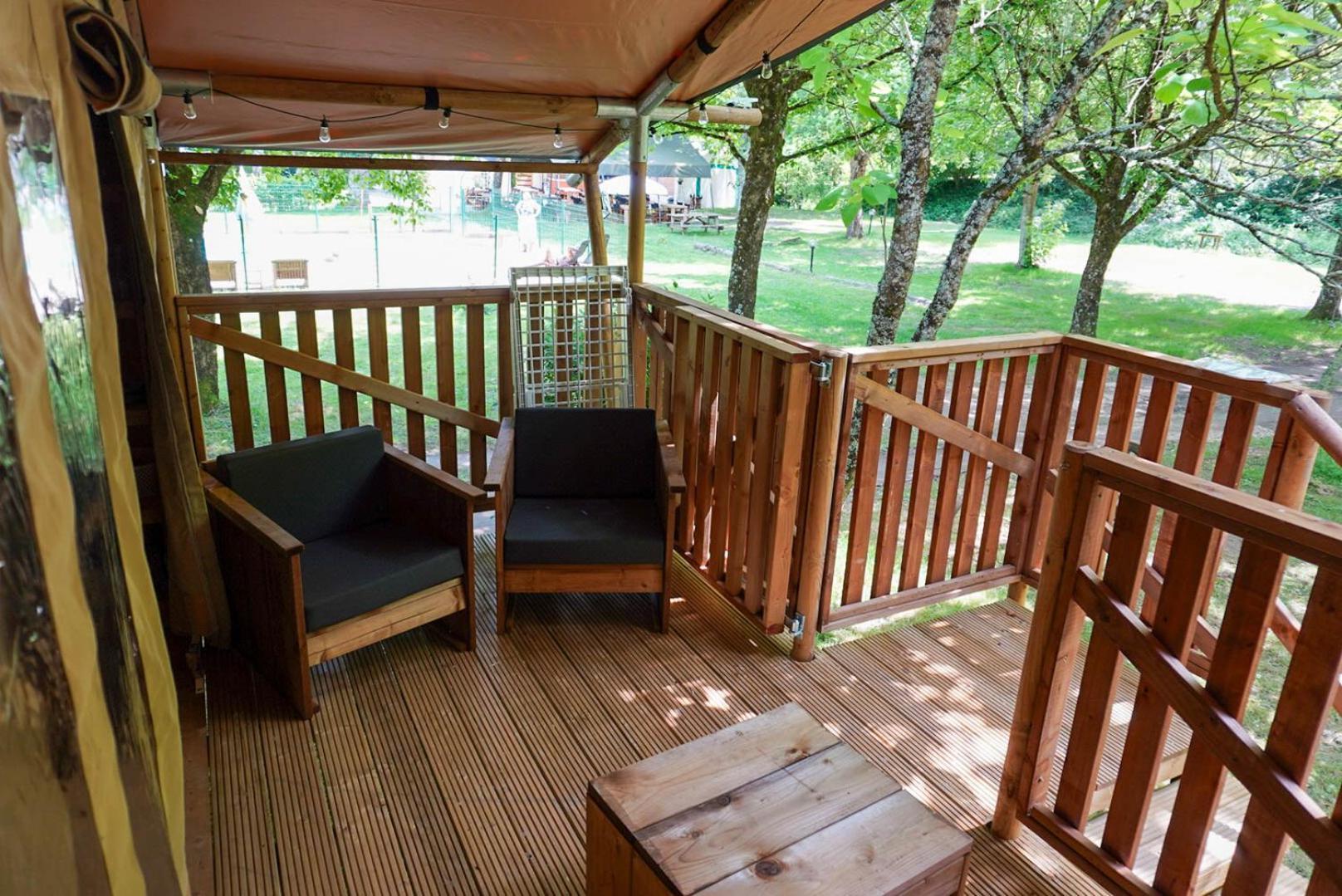 Camping Pittoresque Saint-Parthem Oda fotoğraf