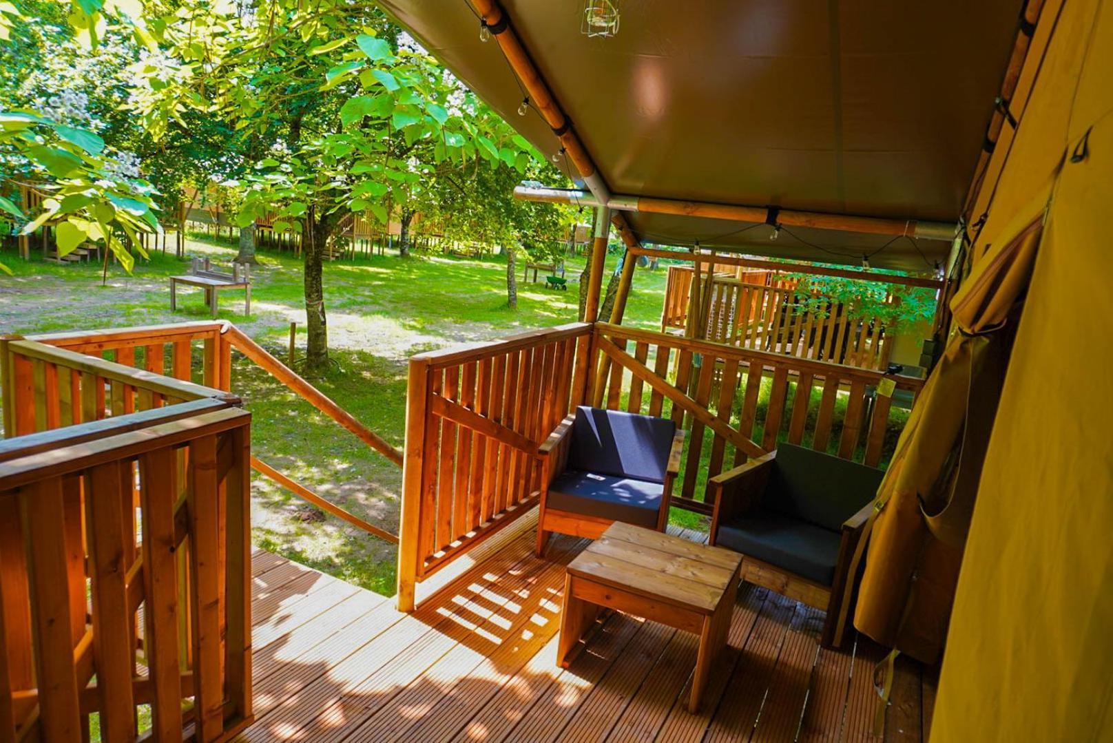 Camping Pittoresque Saint-Parthem Oda fotoğraf