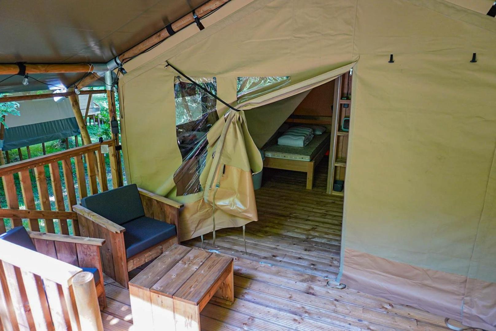 Camping Pittoresque Saint-Parthem Oda fotoğraf