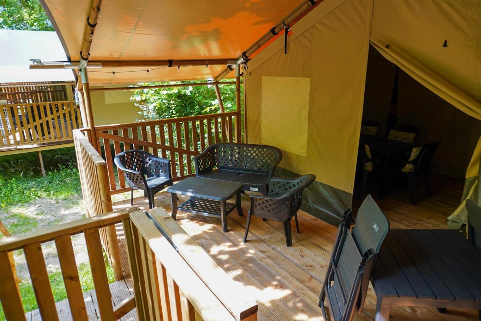 Camping Pittoresque Saint-Parthem Oda fotoğraf